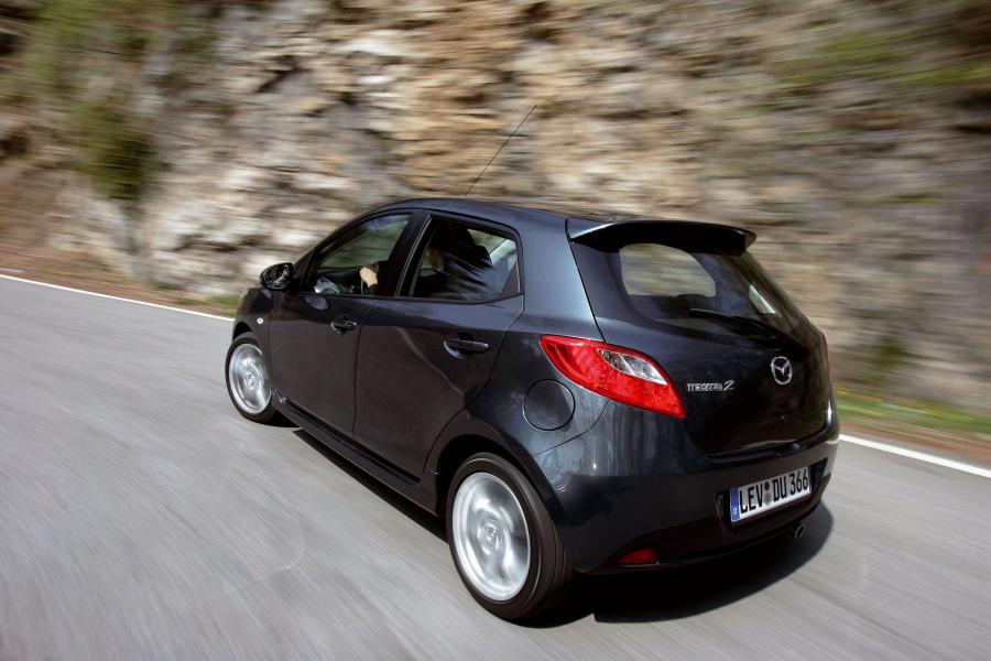  Mazda2 5-Door 2007 года  (EU) (фото 49 из 98)